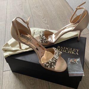 Badgley Mischka bankston heels